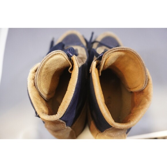 Vintage Vasque Skywalk Hiking Boots Mens 8.5 M Brown Navy Blue Gore-Tex 7534